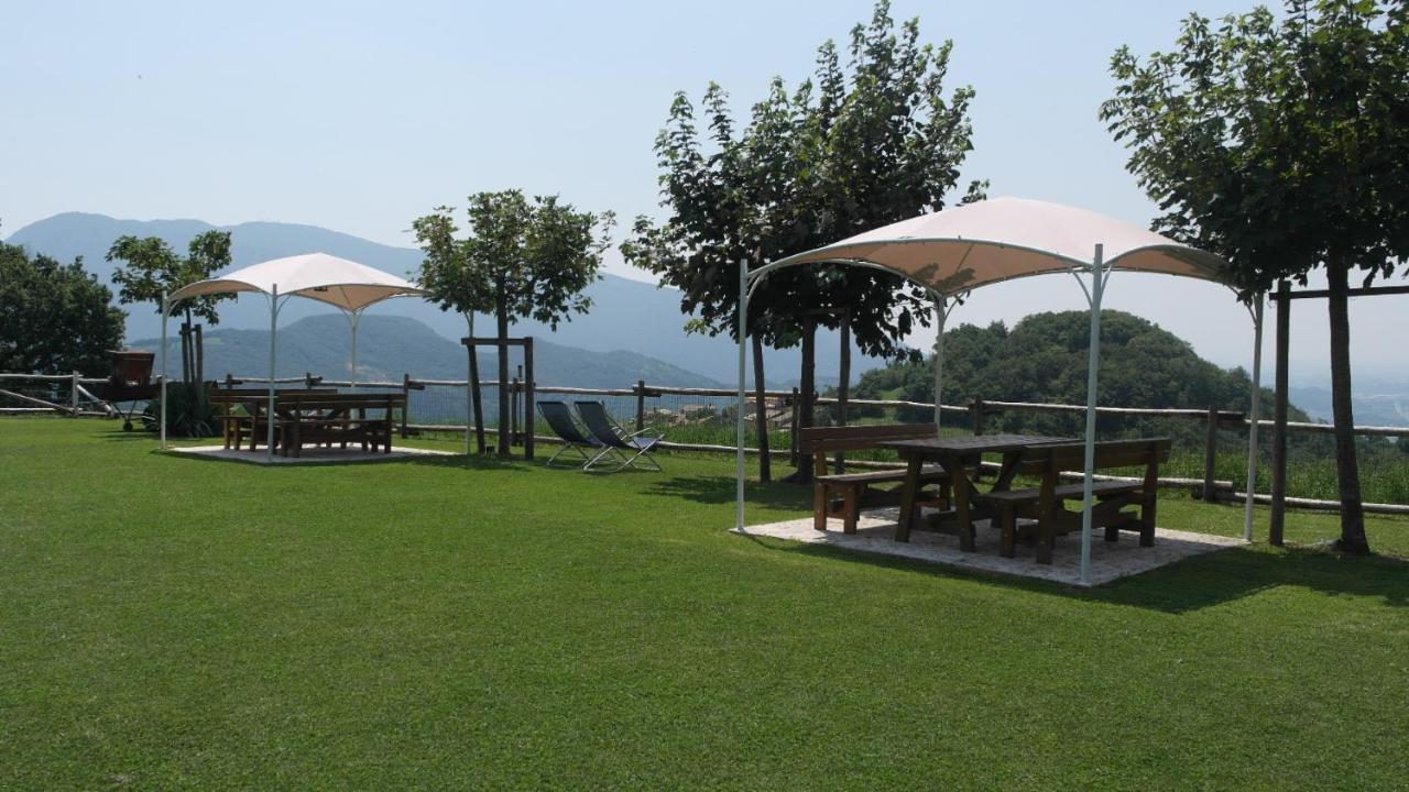 Agriturismo Fattoria Monte Baldo Vista Lago كابرينو فيرونيسي المظهر الخارجي الصورة