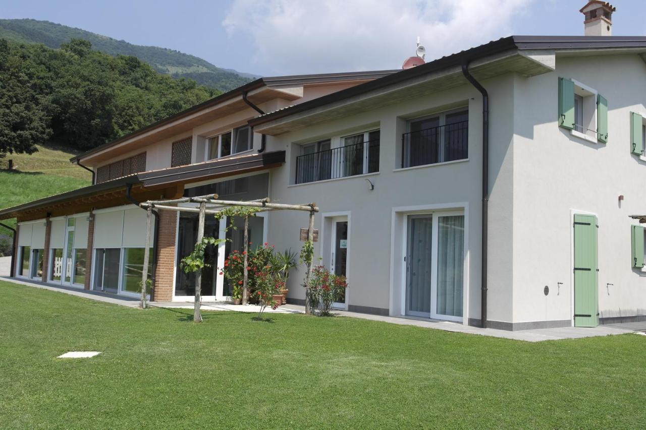 Agriturismo Fattoria Monte Baldo Vista Lago كابرينو فيرونيسي المظهر الخارجي الصورة