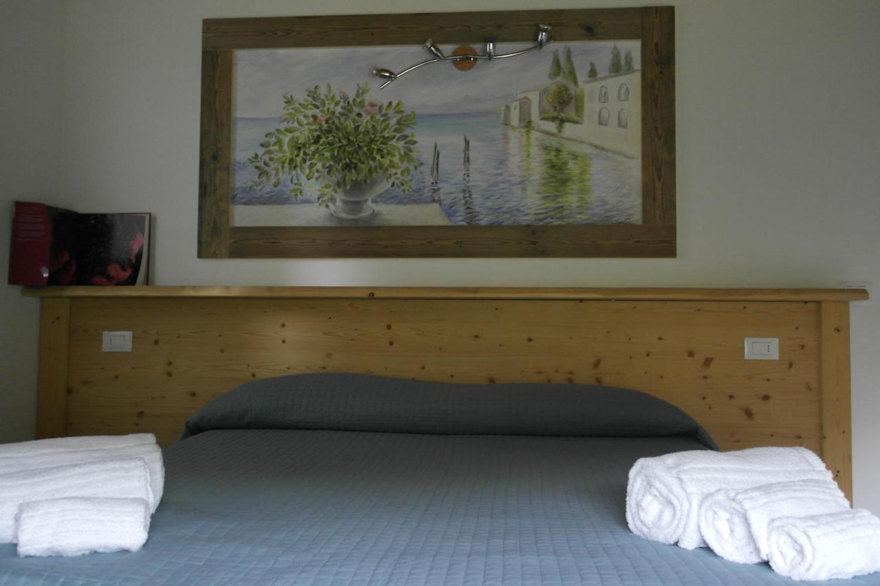 Agriturismo Fattoria Monte Baldo Vista Lago كابرينو فيرونيسي المظهر الخارجي الصورة