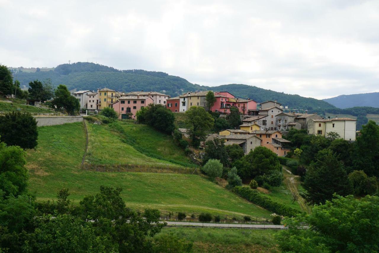 Agriturismo Fattoria Monte Baldo Vista Lago كابرينو فيرونيسي المظهر الخارجي الصورة